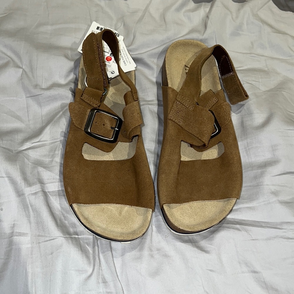 Women sandals